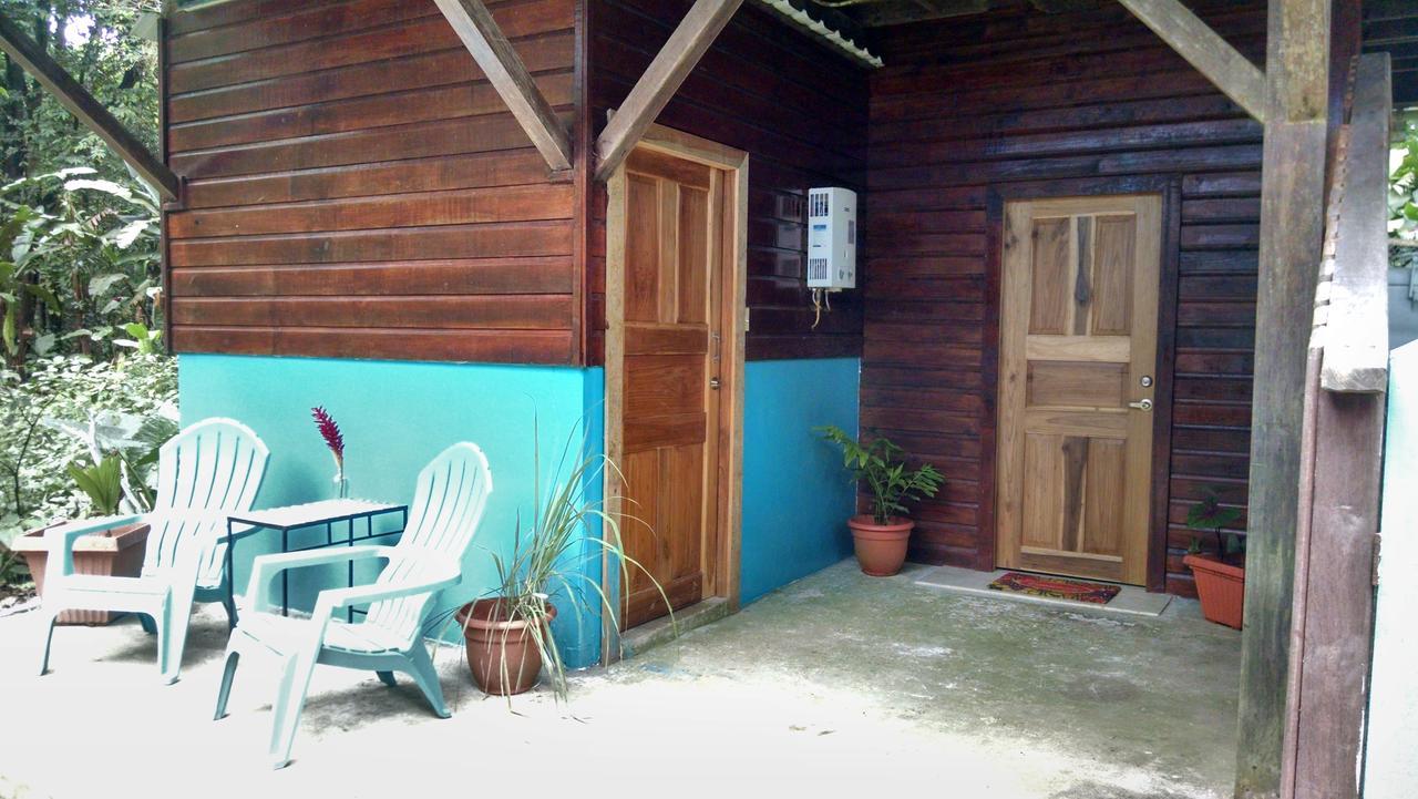 Surf Break At Paunch Bed and Breakfast Μπόκας ντελ Τόρο Εξωτερικό φωτογραφία